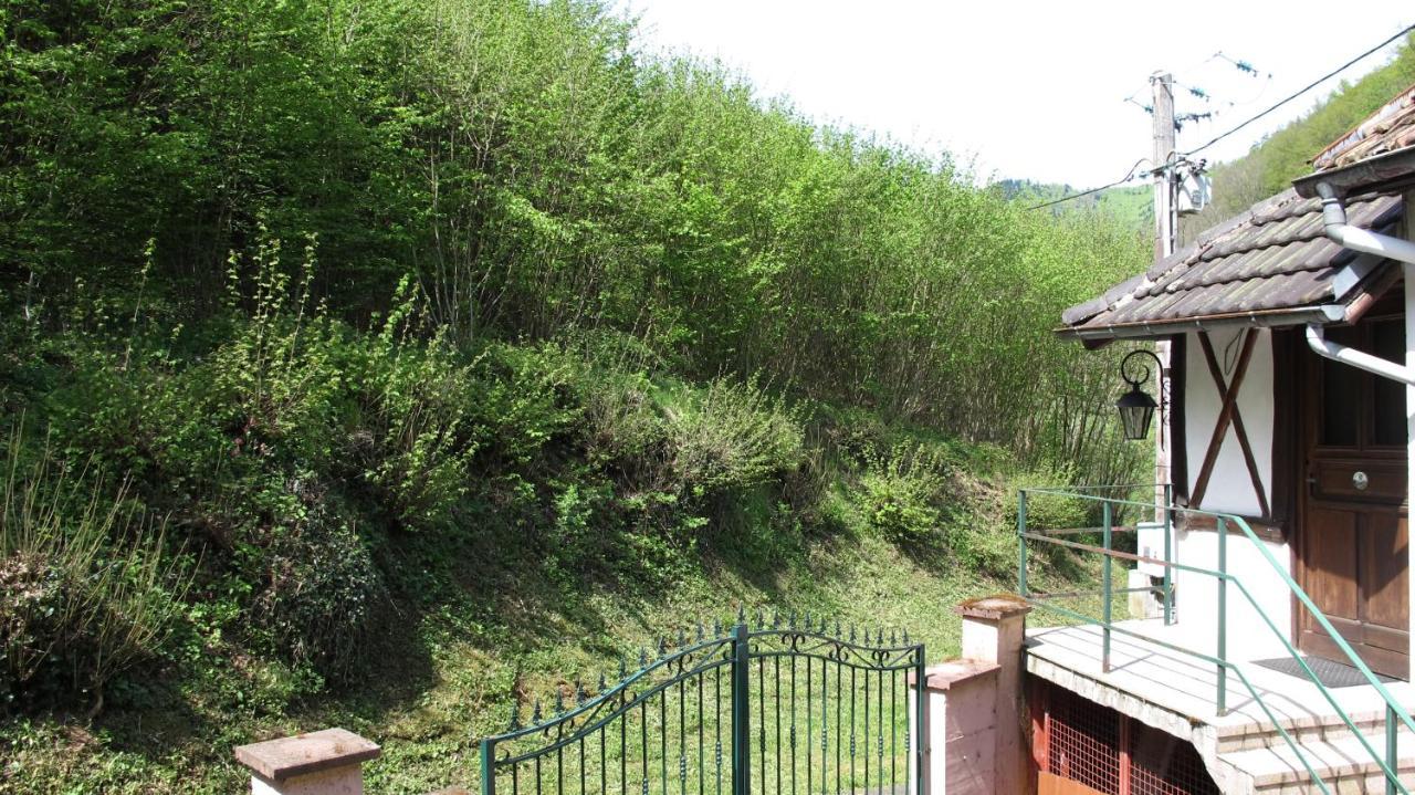 Gite Le Creux Chene Rombach-le-Franc Bagian luar foto
